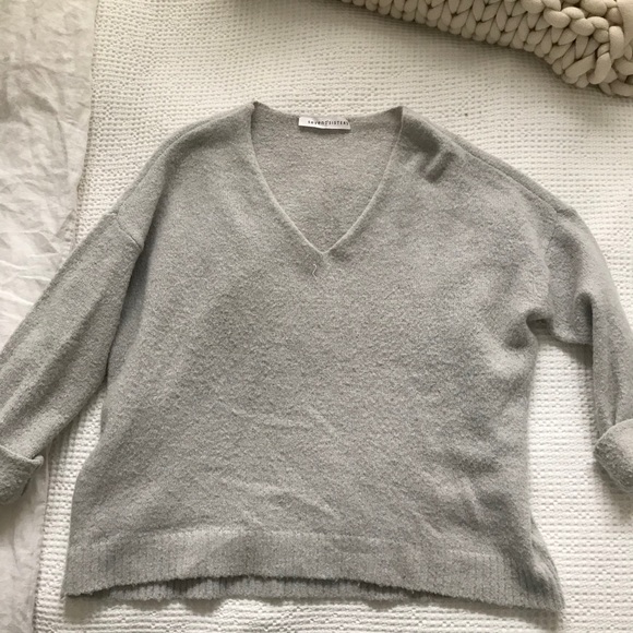 Grey sweater - Picture 2 of 3
